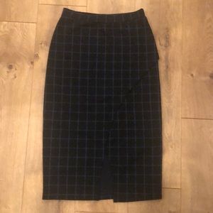 Bobeau Black Pencil Skirt with Blue Lines